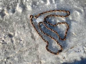 lot 36 image: 38 chain