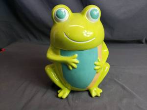 Frog Sitting Up Cookie Jar