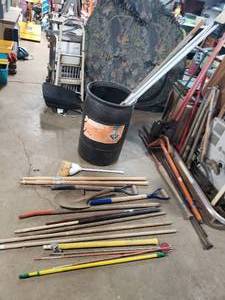lot 87 image: Plastic Barrell of Handles, Pipes