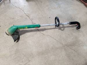lot 94 image: Weed Eater Electric Trimmer