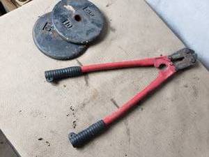 lot 154 image: Bolt Cutter and 10lb Weights