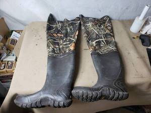 lot 163 image: Fogg Toggs Hip Waders Size 13
