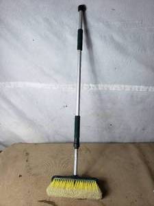 lot 174 image: Car Washing Brush
