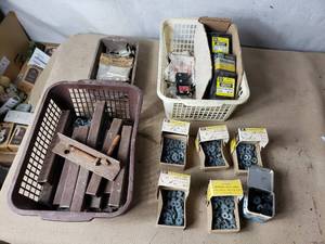 lot 175 image: Faucet Washers and Hinges