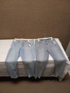2 NEW WOMEN JEANS SIZE 14