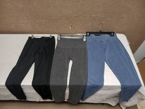 3 WOMEN SIZE SMALL LEGGINGS NEW