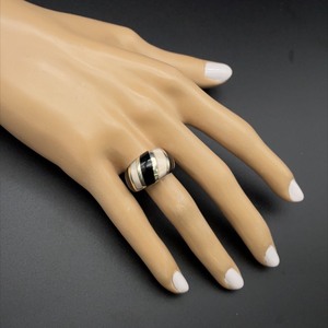 925 Sterling Silver Ring w Onyx and Mother of Pearl Inlayed Dome from High End Designer