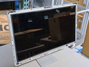 lot 844 image: Apple Thunderbolt A1407 (EMC2432) 28 Computer Monitor