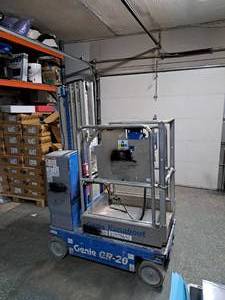 lot 836 image: Genie Runabout GR-20 Vertical Mast Lift