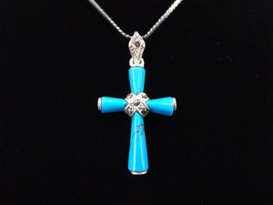 lot 6 image: .925 Sterling Silver Art Nouveau Hematite Cross Pendant Necklace