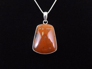 lot 31 image: .925 Sterling Silver Red Jasper Cabochon&nbspPendant&nbspNecklace