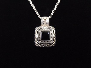 lot 42 image: .925 Sterling Silver Black Onyx Cabochon Scrolled Pendant Necklace