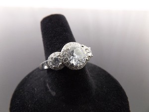 lot 79 image: .925 Sterling Silver Zirconia Ring Size 7.75