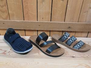 lot 19 image: 3 Pairs of Womens Corkys, Size 6