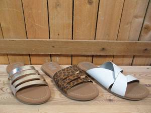 lot 31 image: 3 Pairs of Womens Corkys Sandals, Size 9