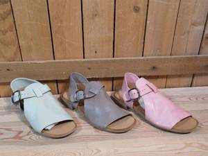 lot 35 image: 3 pairs  bueno leather open toe sandal, womens size 37