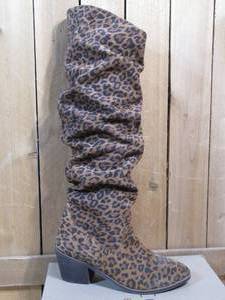 lot 47 image: Matisse Serena Suede Leather Slouchy Knee-High Boots, Womens Size 7