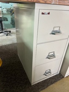 lot 7 image: 3 Drawer FireKing Fireproof Cabinet