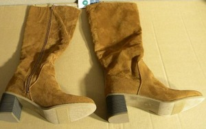 lot 128 image: Brand New with Tags Universal Thread Co Ladies High Boots Size 9