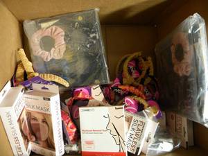 lot 147 image: Lot of Misc Beauty Supplies Scrunchies, Head Bands, Silk Masks, & Blackhead Removal Tools