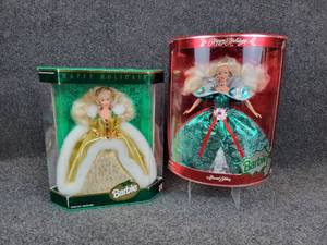 lot 1131 image: Pair of Special Edition Holiday Barbies - 1994 (left) and 1995 (right)