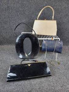 lot 1138 image: Lot of (4) Vintage Purses - Leather, Patent Leather, and Vinyl