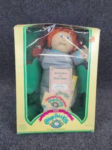 lot 1148 image: 1985 Cabbage Patch Doll - Lelia Anna