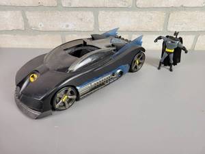 lot 1034 image: Mattel The Batman Batmobile Toy