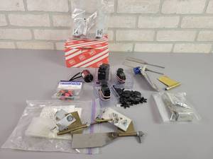 lot 1041 image: Lot of RC Servos, Electric Motors and Rudder Assemblies