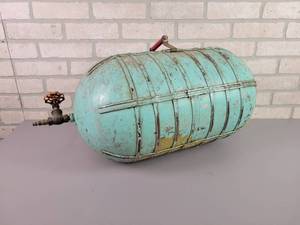 lot 1067 image: WW2 Stainless Steel Oxygen Tank, Made into Portable Air Tank - Approx. 30 Long x 12 Dimeter