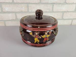 lot 1180 image: Vintage 1940s Red Wing Pottery Cookie jar - Approx. 9 Diameter x 6 Tall