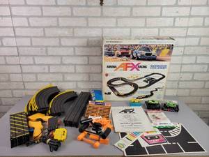 lot 1004 image: Vintage AURORA AFX Racemaster Challenger Slot Car Set in Original Box - Includes (3) Slot cars