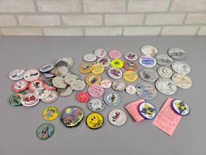 lot 1236 image: Large Button Collection - Younger Brothers Capture, Albert City, IA Thresher Show and More