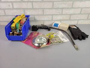 lot 1261 image: Fuses, Tractor Linkage Pins and More