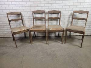 lot 1221 image: (4) Antique Dining Room Chairs - NO SHIPPING