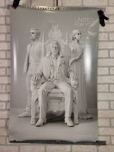 lot 1293 image: Original Double Sided Movie Poster  (27 x 40) - The Hunger Games