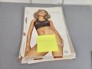 lot 1352 image: (30) Vintage ASLAN Pinup Prints from Magazines - Most are Approx 8 x 11