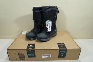lot 11 image: Baffin Womens Snogoose Winter Boots -Size 11