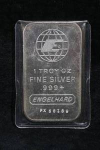 lot 28 image: Engelhard 1 Troy Ounce Silver Bar