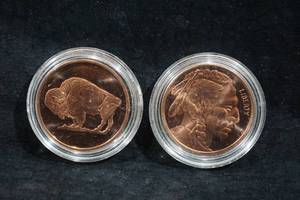 lot 55 image: 2 - 1 Ounce Copper Coins