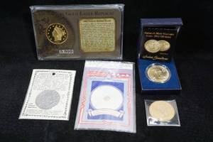 lot 58 image: Assorted Replica Coins - Gold Eagle, Saint Gaudens, 8 Reals, Mini $20 Gold