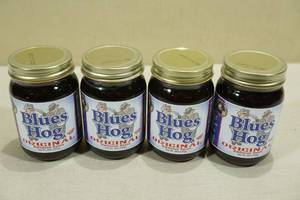 lot 184 image: 4 Blues Hog Original BBQ Sauce
