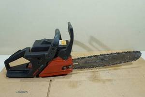 lot 215 image: Jonsered Turbo Classic 2045 Gas Chainsaw