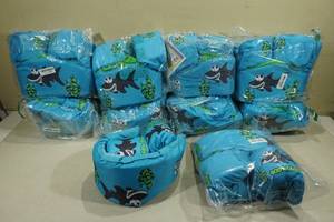 lot 217 image: 10 Body Glove Paddle Pals Childrens Floatation Devices