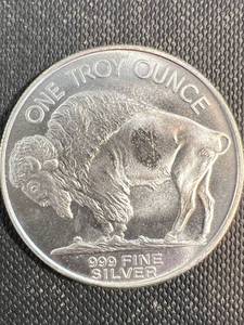 1 TROY OZ .999 FINE SILVER INDIAN BUFFALO ROUND