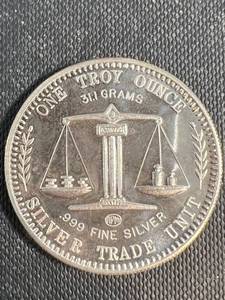 1 TROY OZ .999 FINE SILVER LIBERTY TRADE UNIT