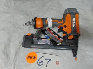 ridgid pneumatic 18-gauge 1-12 in. finish stapler,
