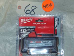 New Milwaukee 48-11-1865 6.0 AH Battery M18 18 Volt