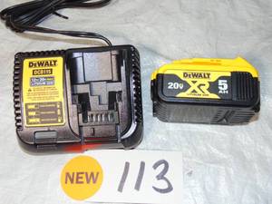 DeWALT DCB205 20V Max XR 5Ah Battery & DCB115 1220V Charger