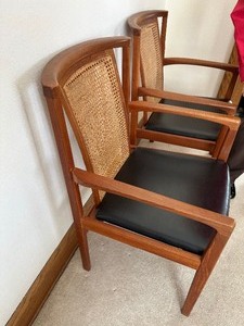 lot 14 image: Pair of Mid Century Arm Chairs
